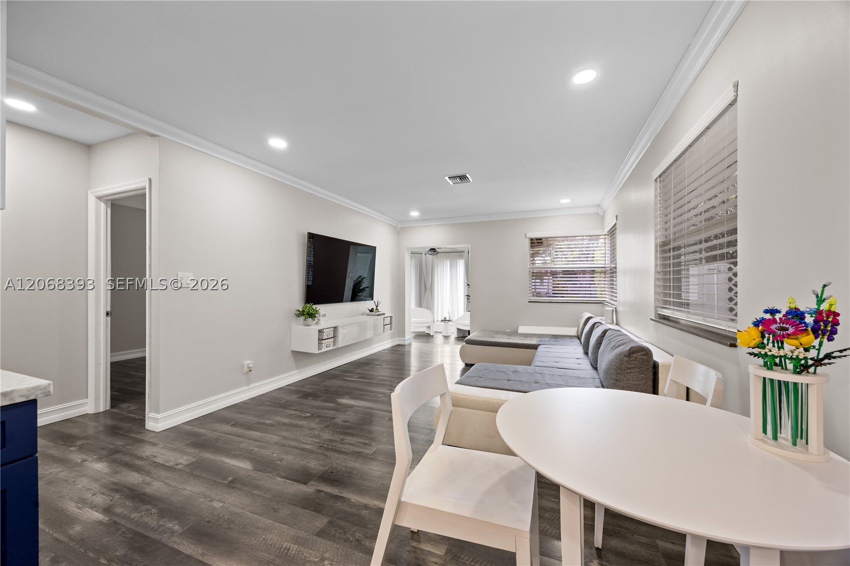 1523 Monroe St Property Photo 13