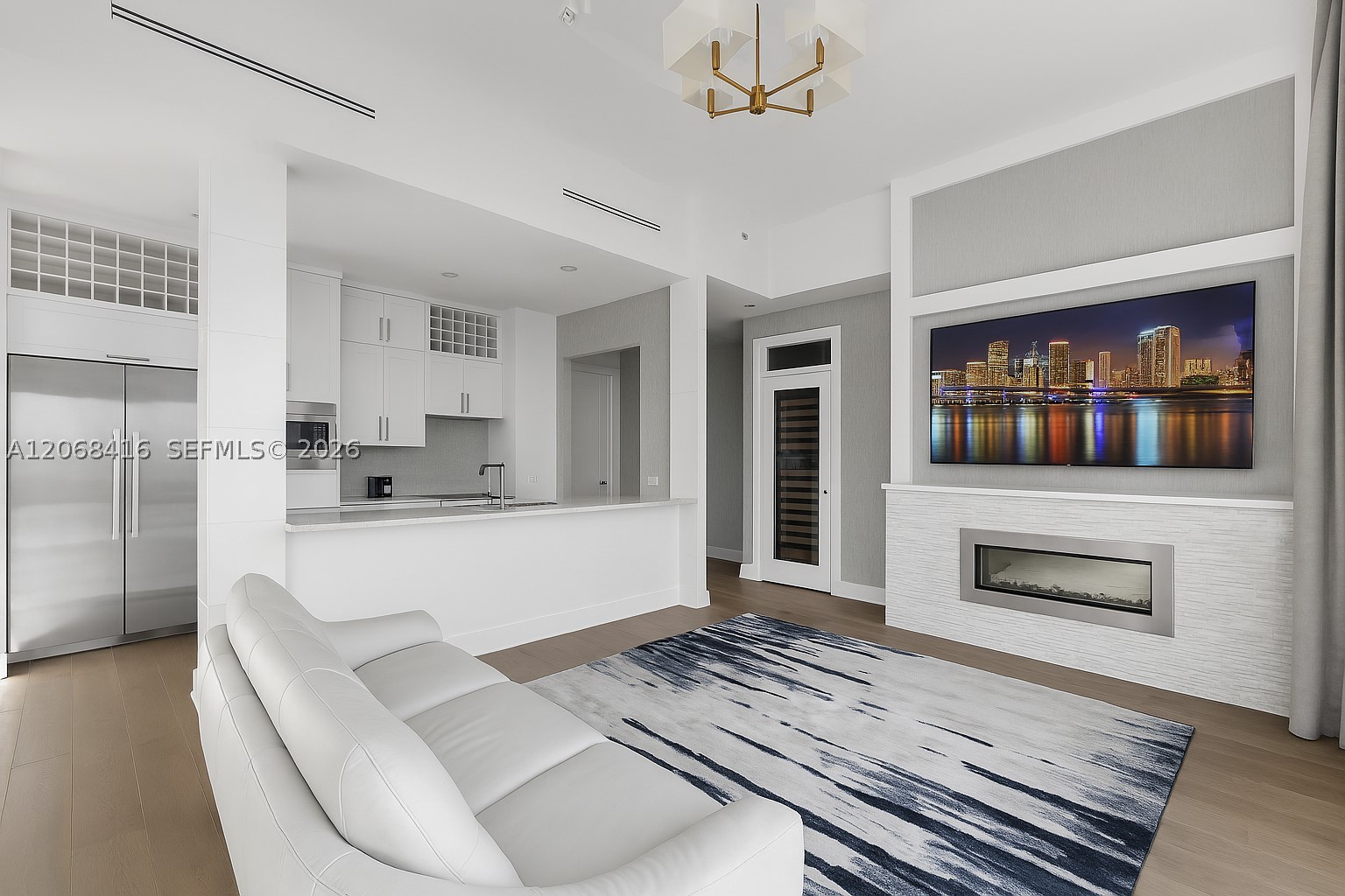 900 Brickell Key Blvd 2904 Property Photo 4