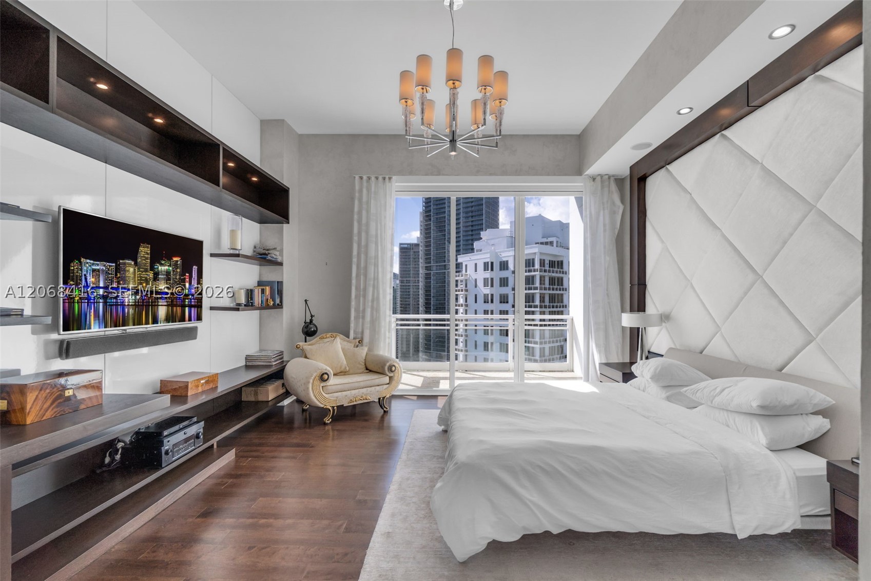 900 Brickell Key Blvd 2904 Property Photo 15