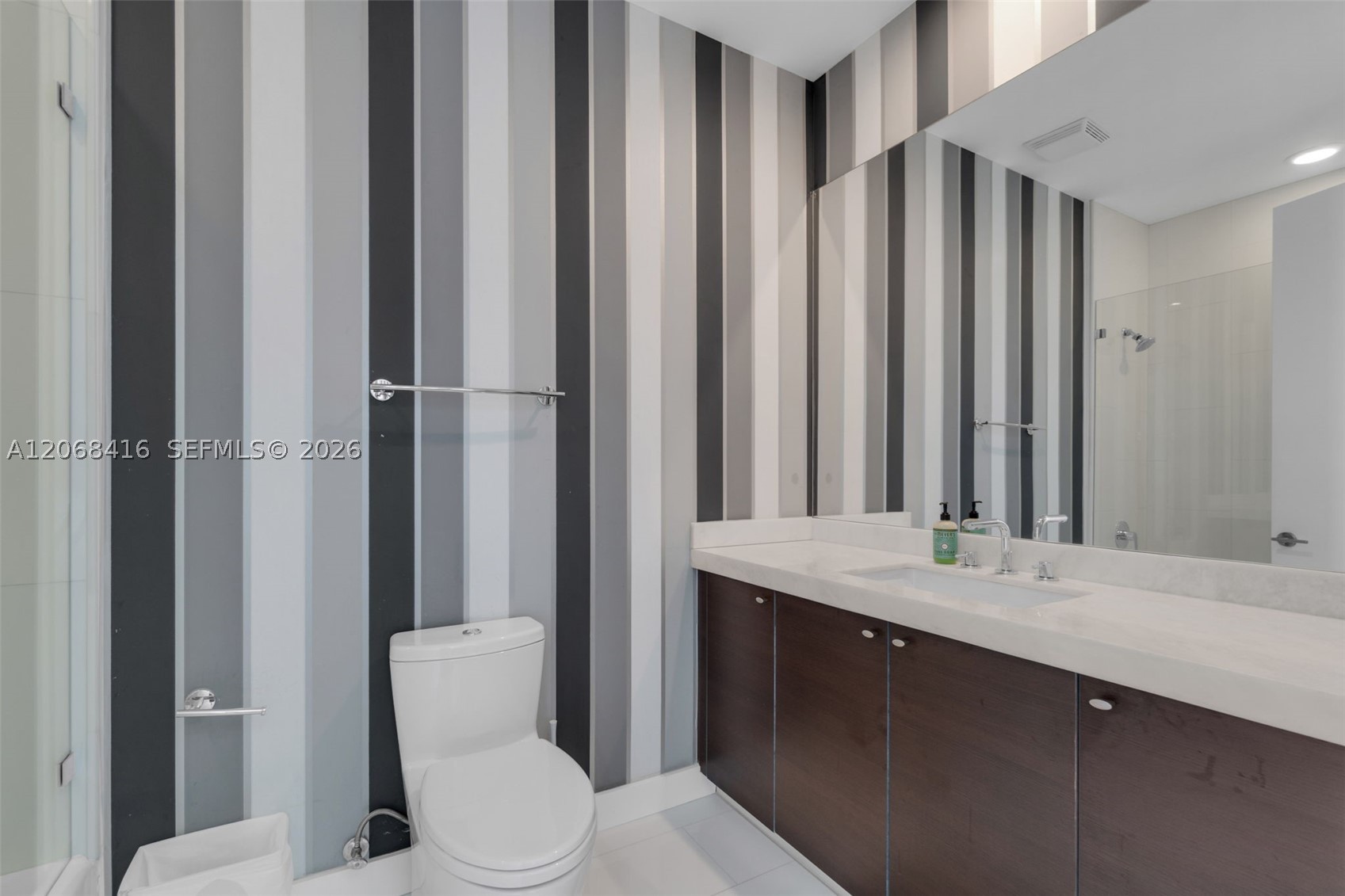 900 Brickell Key Blvd 2904 Property Photo 28