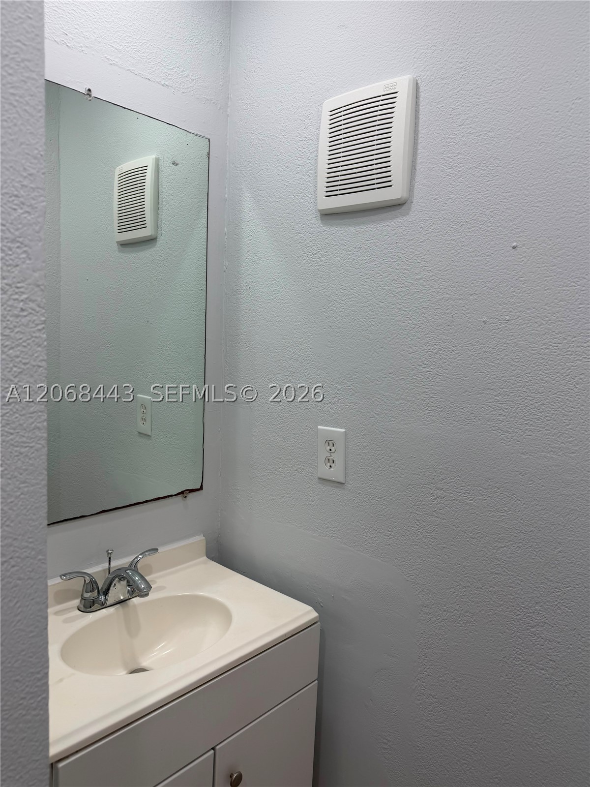 8020 N Colony Cir N 306 Property Photo 13