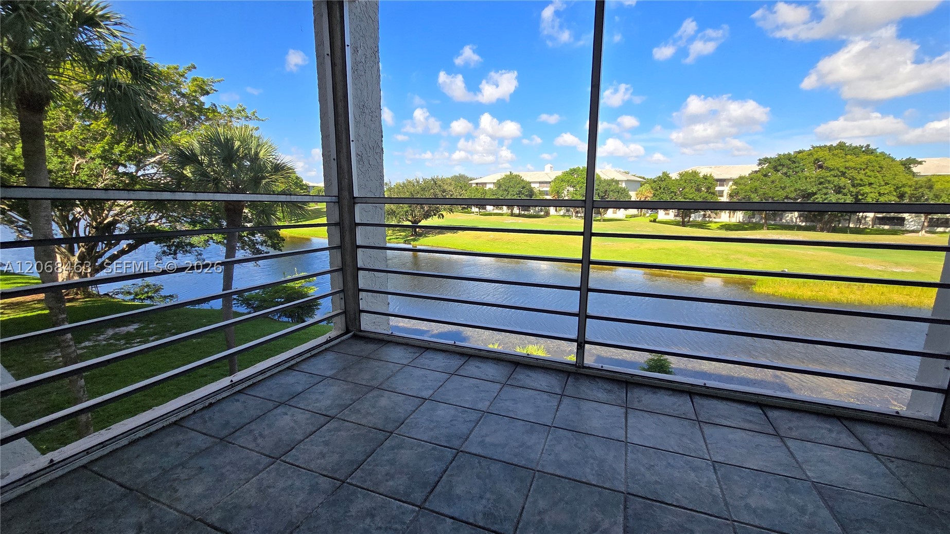 9230 Lagoon Pl 310 Property Photo 2