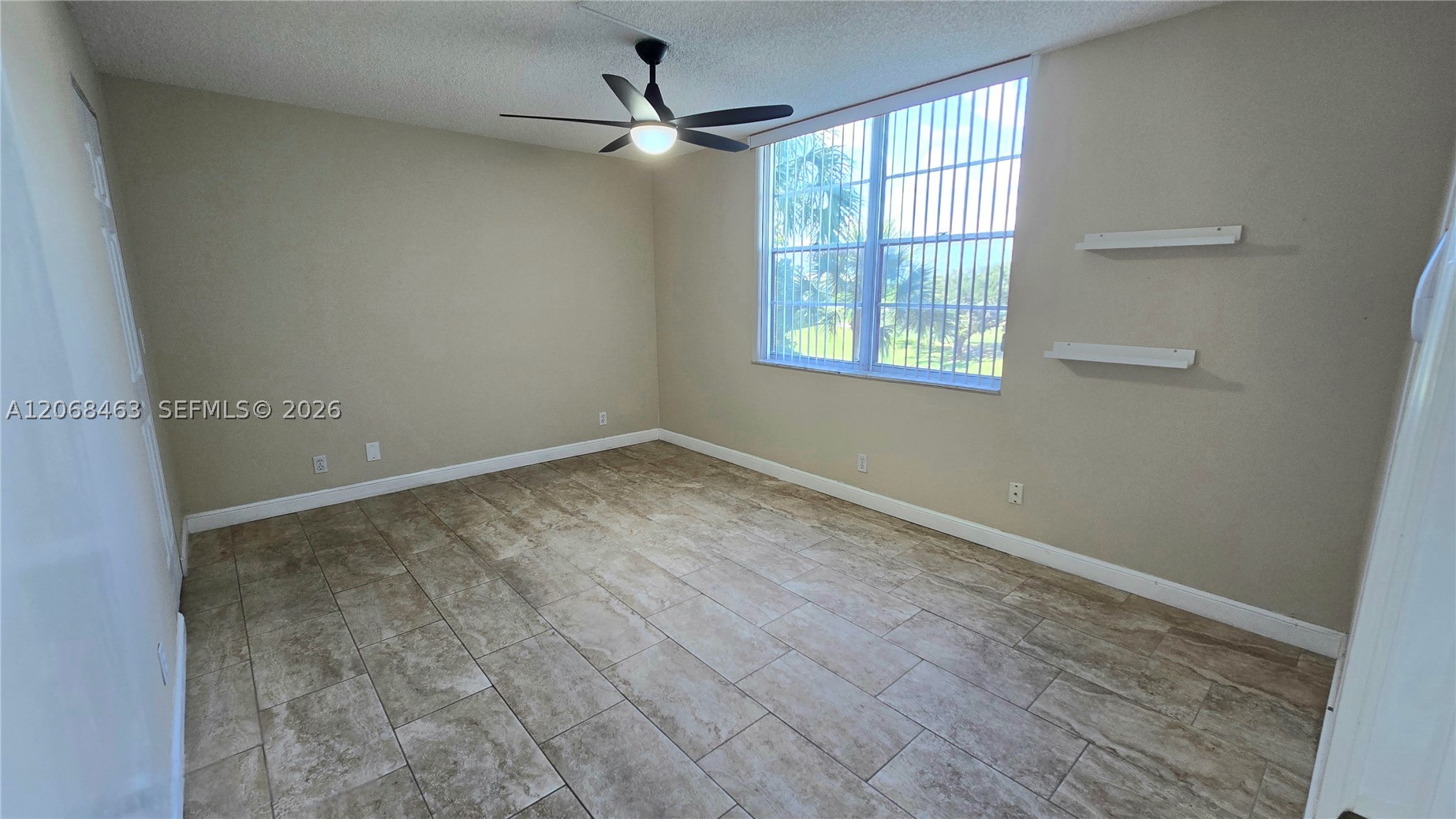 9230 Lagoon Pl 310 Property Photo 11