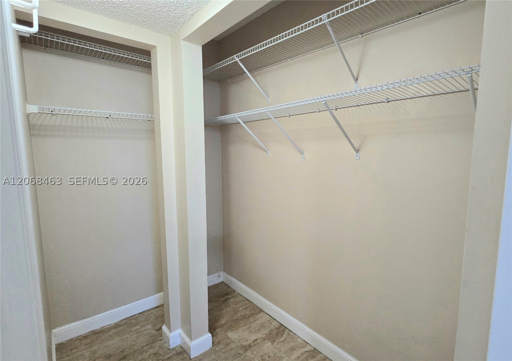 9230 Lagoon Pl 310 Property Photo 13