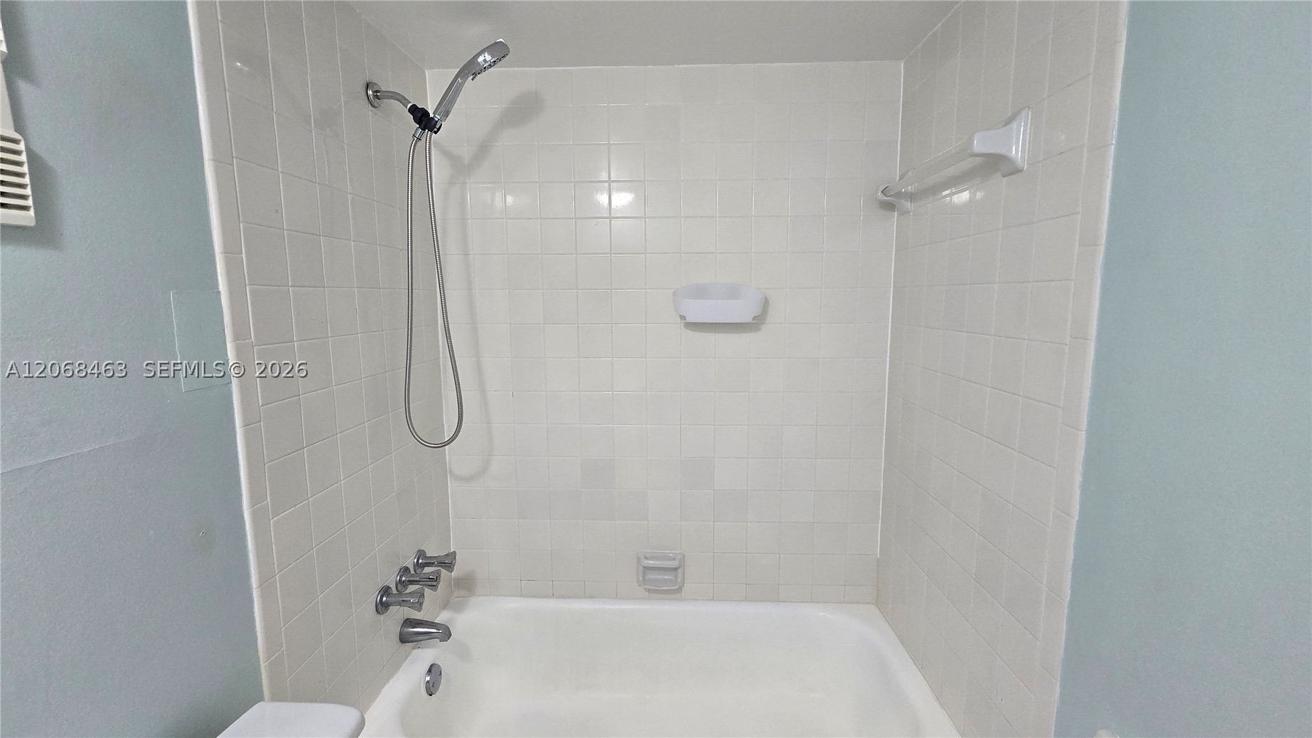 9230 Lagoon Pl 310 Property Photo 15