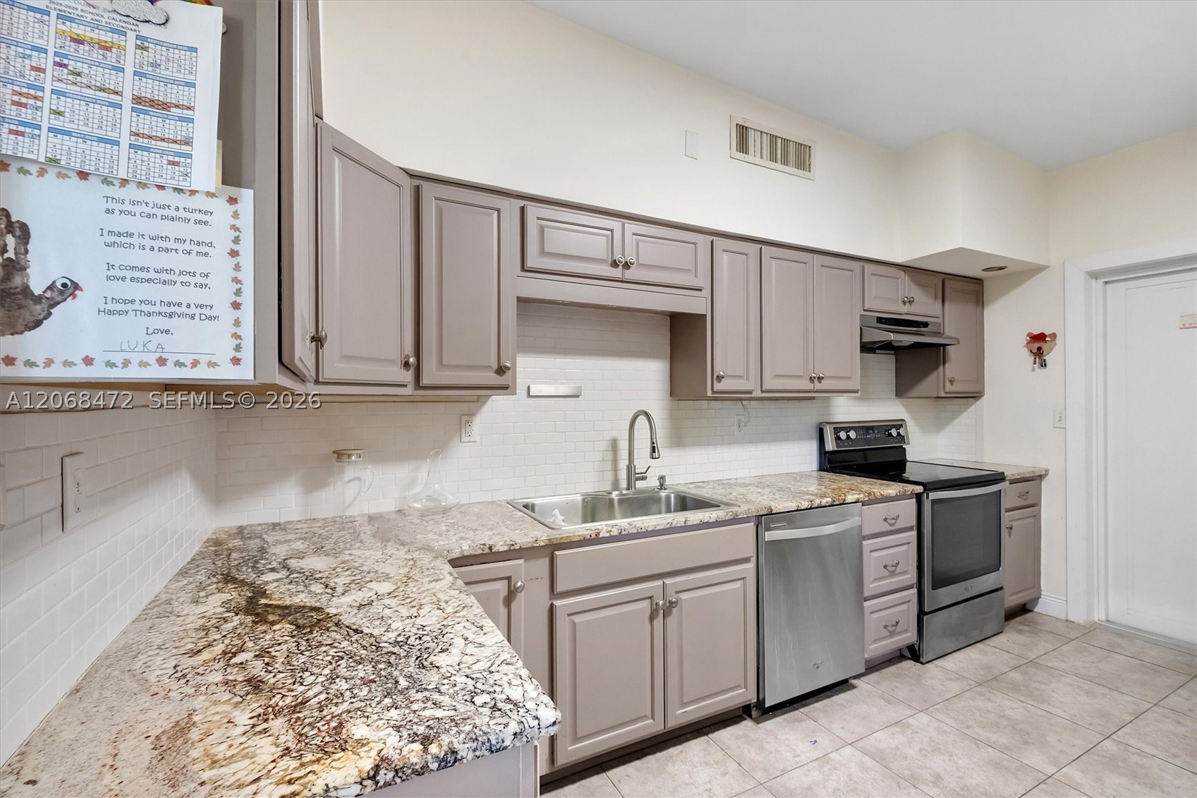 9400 E Bay Harbor Dr 3 Property Photo 11