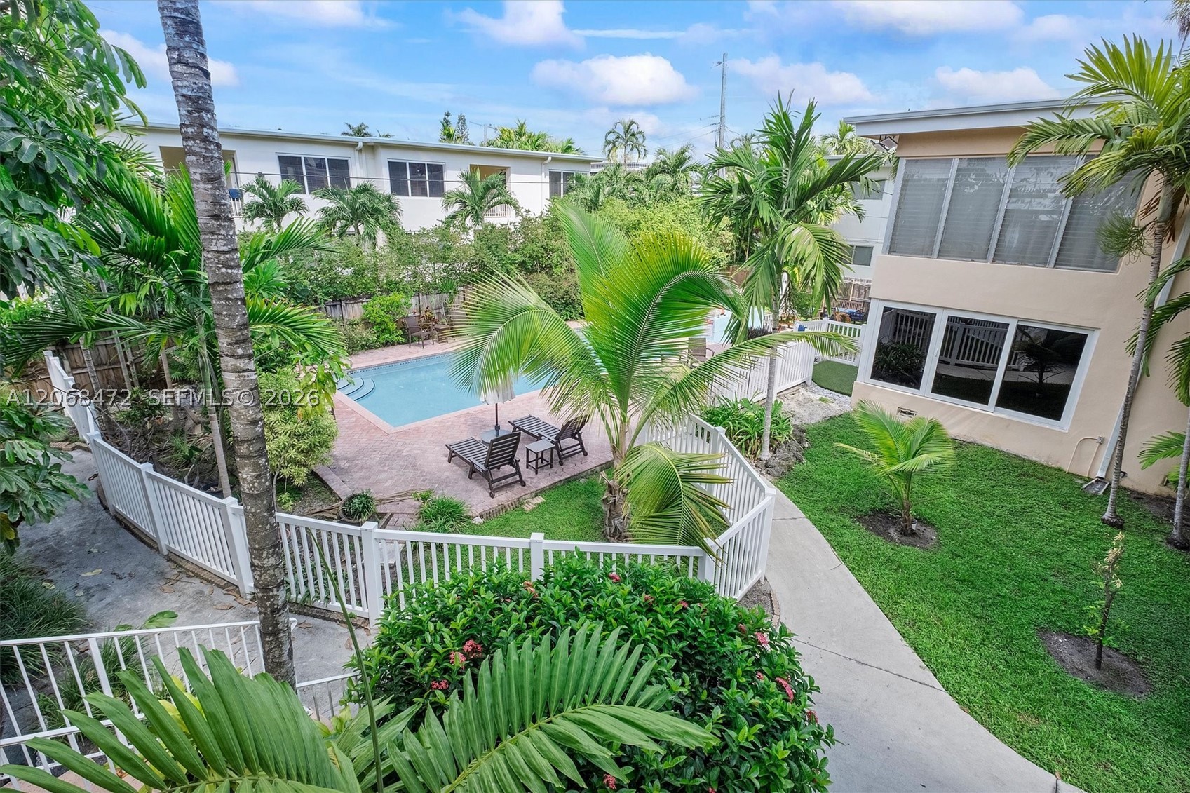 9400 E Bay Harbor Dr 3 Property Photo 22