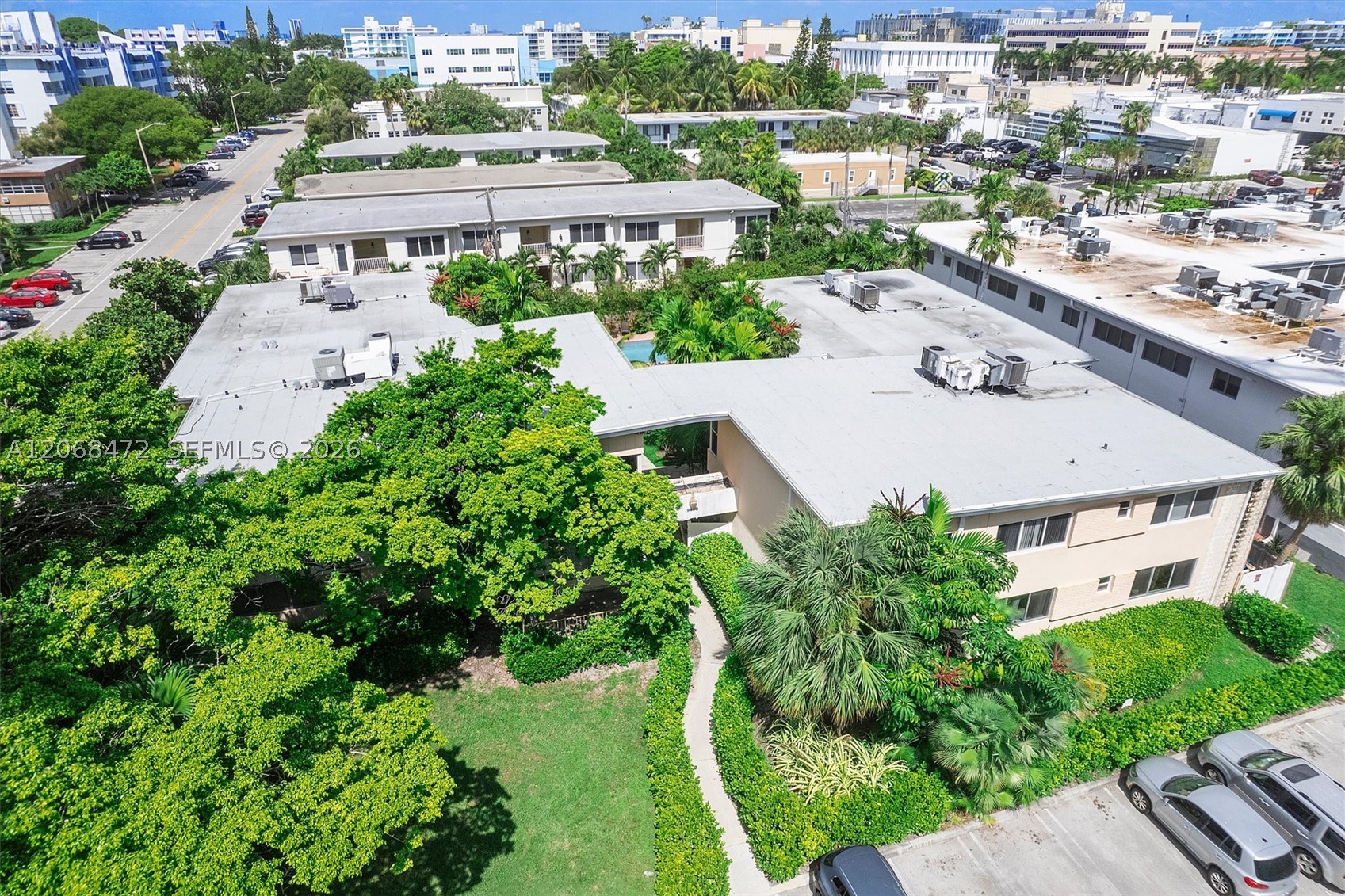 9400 E Bay Harbor Dr 3 Property Photo 28