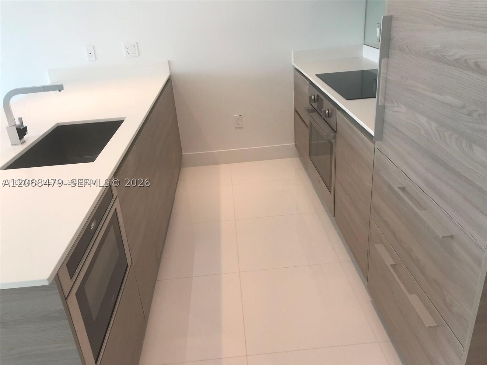 1300 S Miami Ave 3003 Property Photo 6