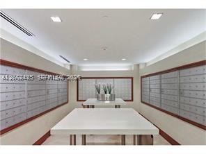 1060 Brickell Ave 1413 Property Photo 32