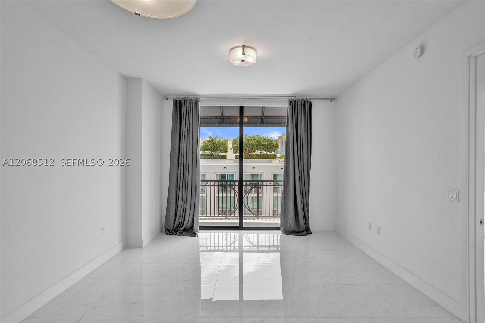 301 Altara Ave Uph1005 Property Photo 14