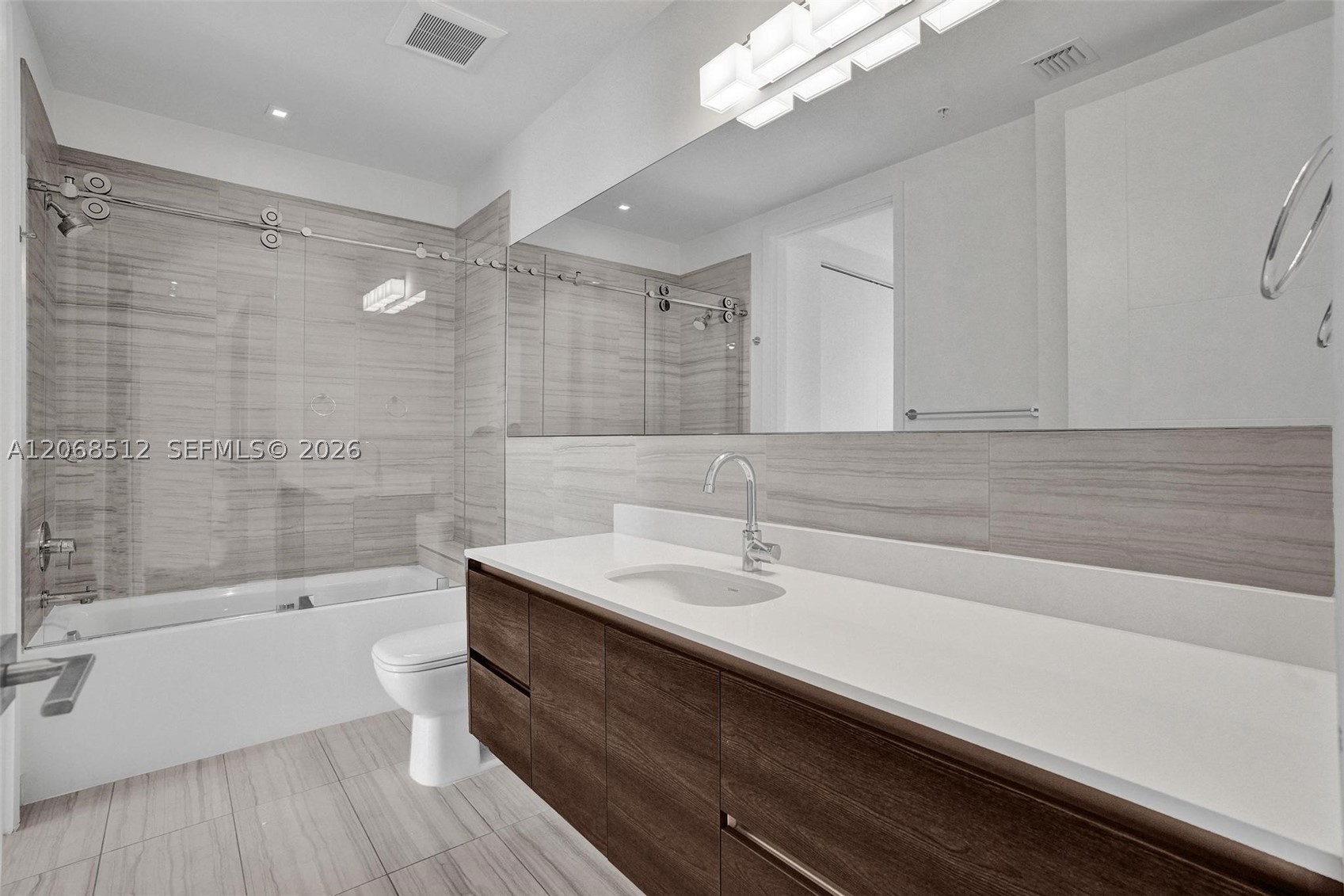 301 Altara Ave Uph1005 Property Photo 15