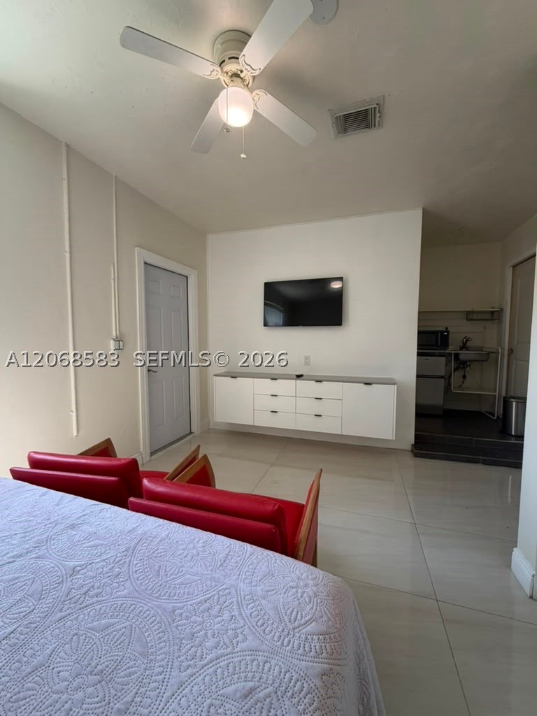 1725 Sw 32nd St 0 Property Photo 11