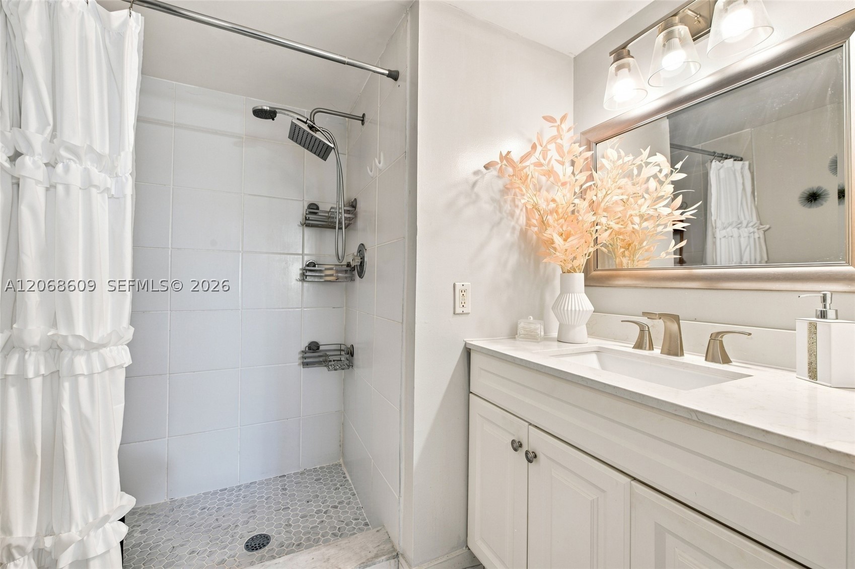 2741 N Pine Island Rd 302 Property Photo 19