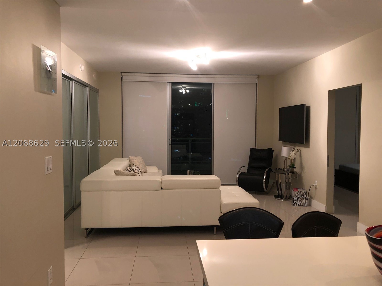 90 Sw 3rd St 3802 Property Photo 6