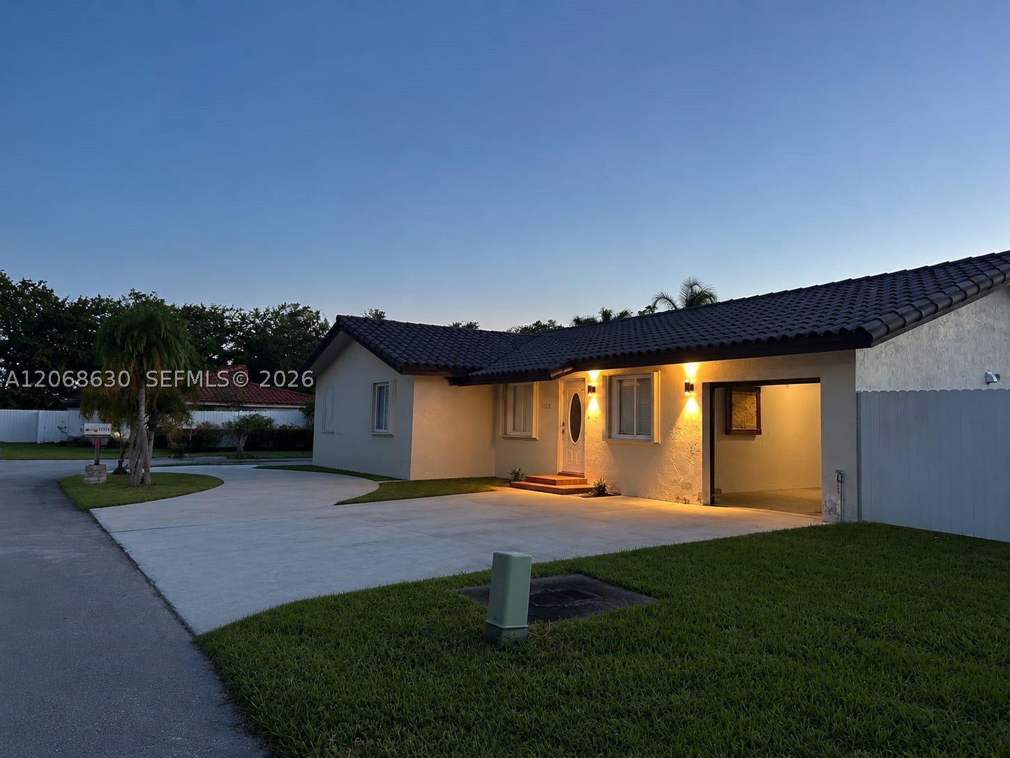 11122 Sw 143rd Ct Property Photo 2