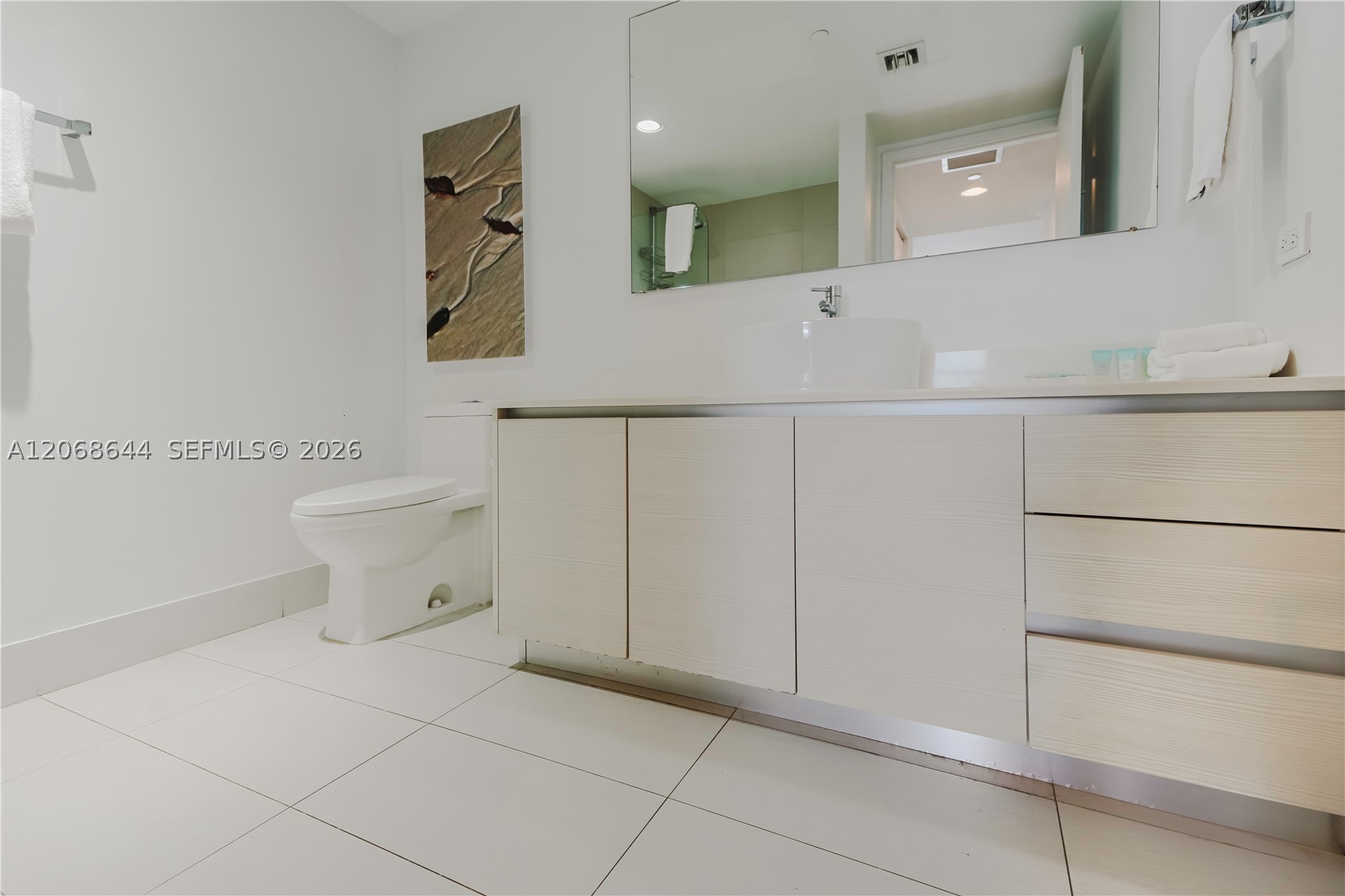 2602 E Hallandale Beach Blvd R1905 Property Photo 17