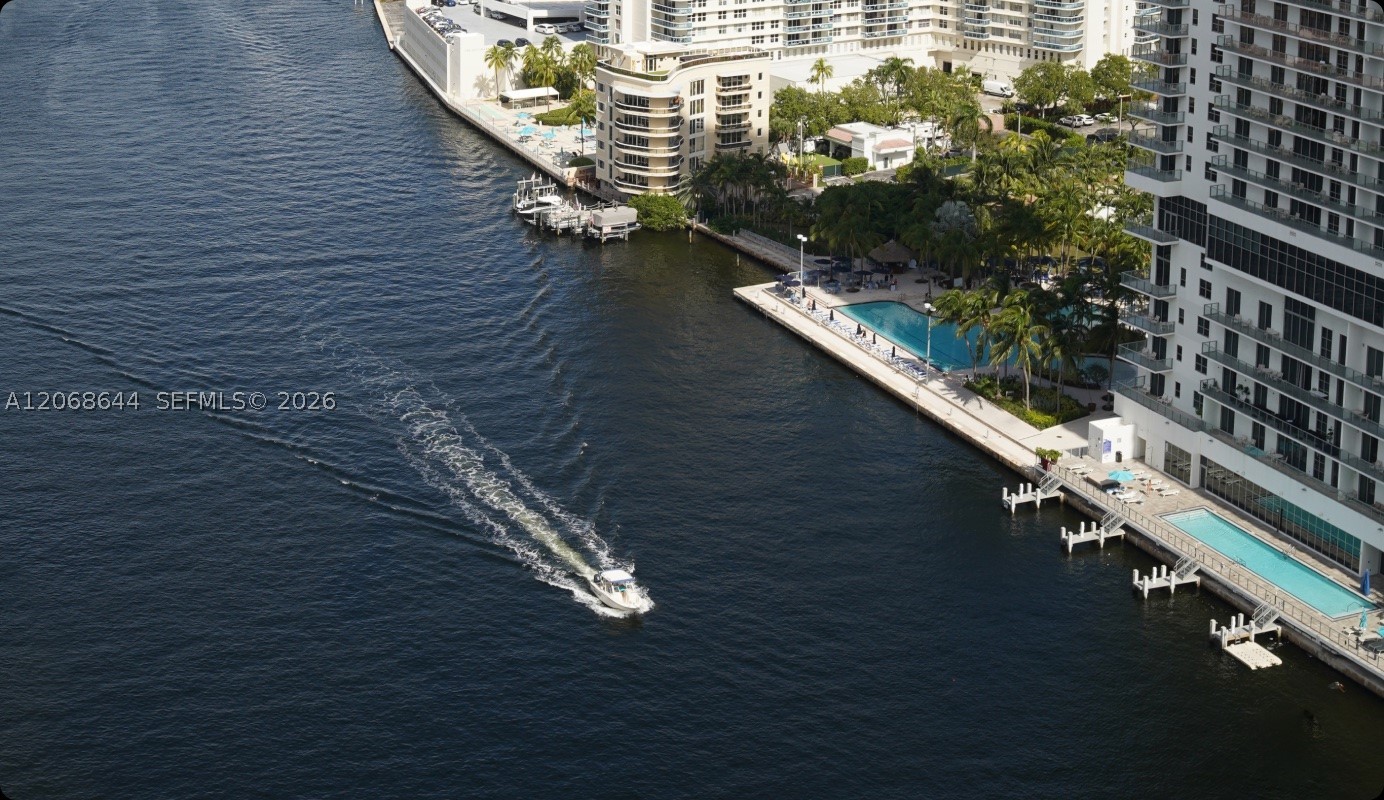 2602 E Hallandale Beach Blvd R1905 Property Photo 36