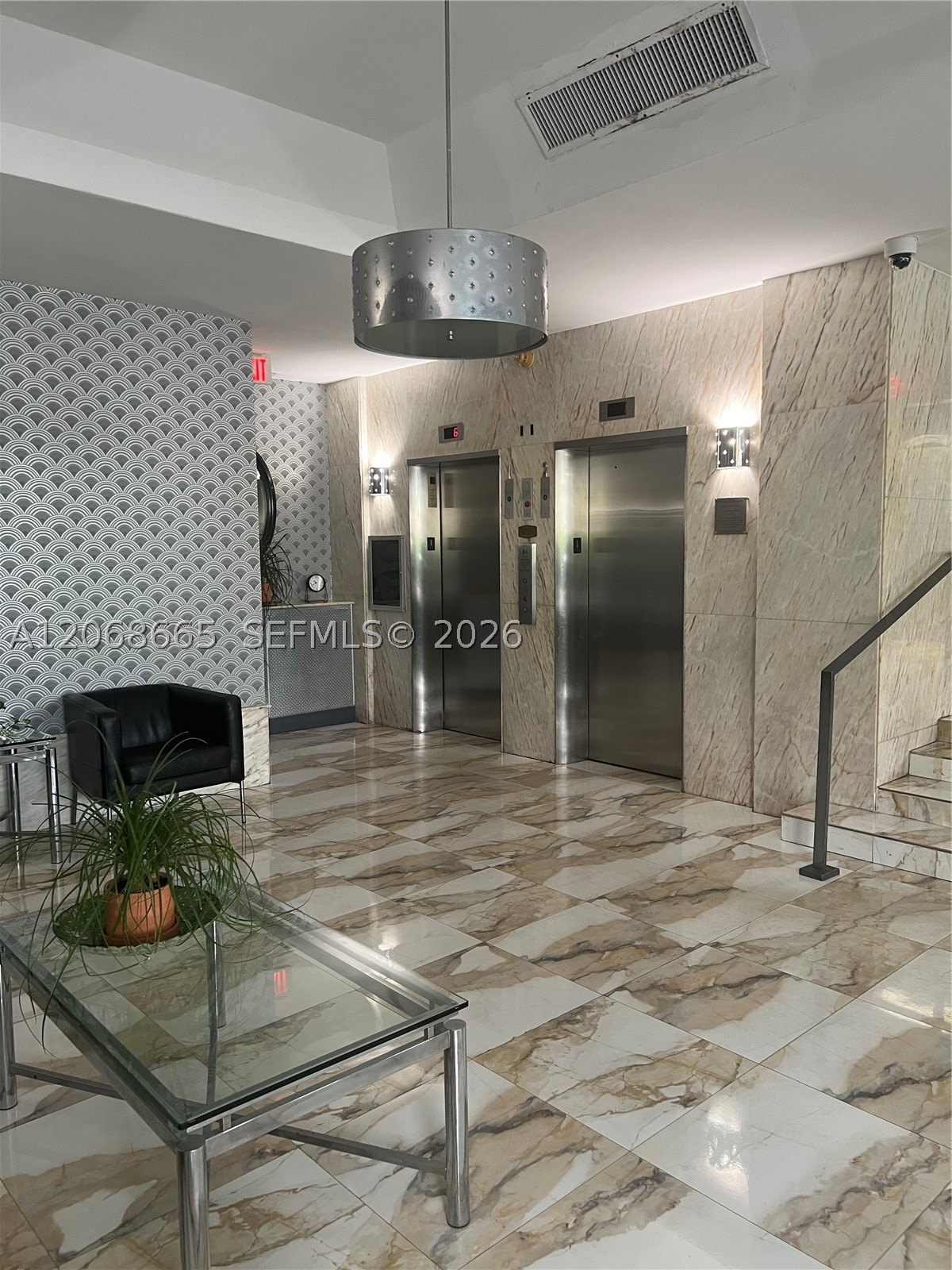 1255 Collins Ave 705 Property Photo 7
