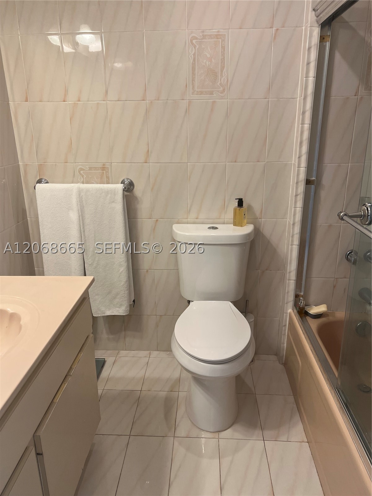 1255 Collins Ave 705 Property Photo 32
