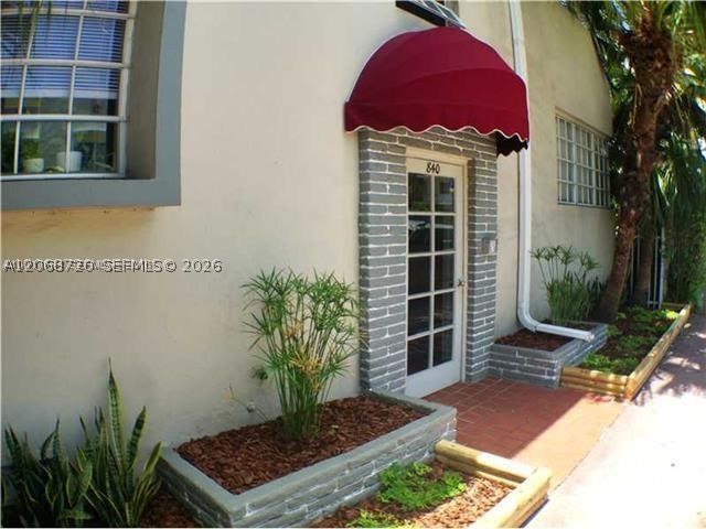 840 10th St 9 Property Photo 2