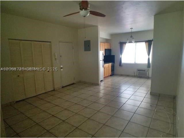840 10th St 9 Property Photo 3