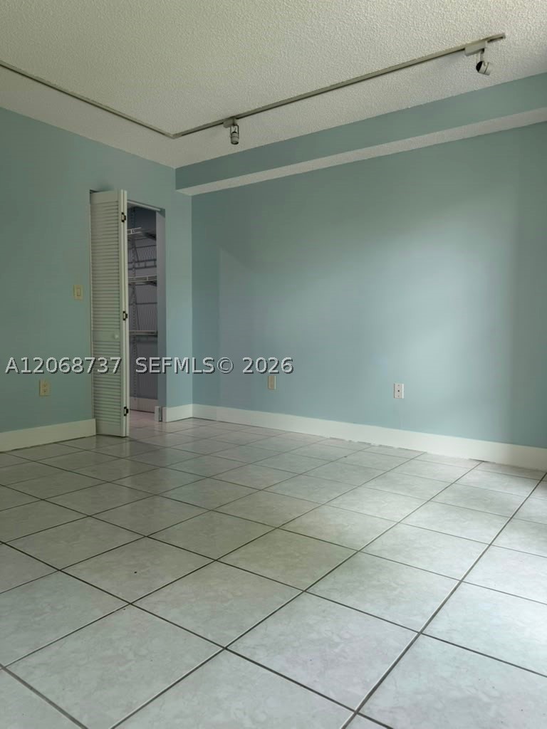11780 Sw 18th St 215-2 Property Photo 11