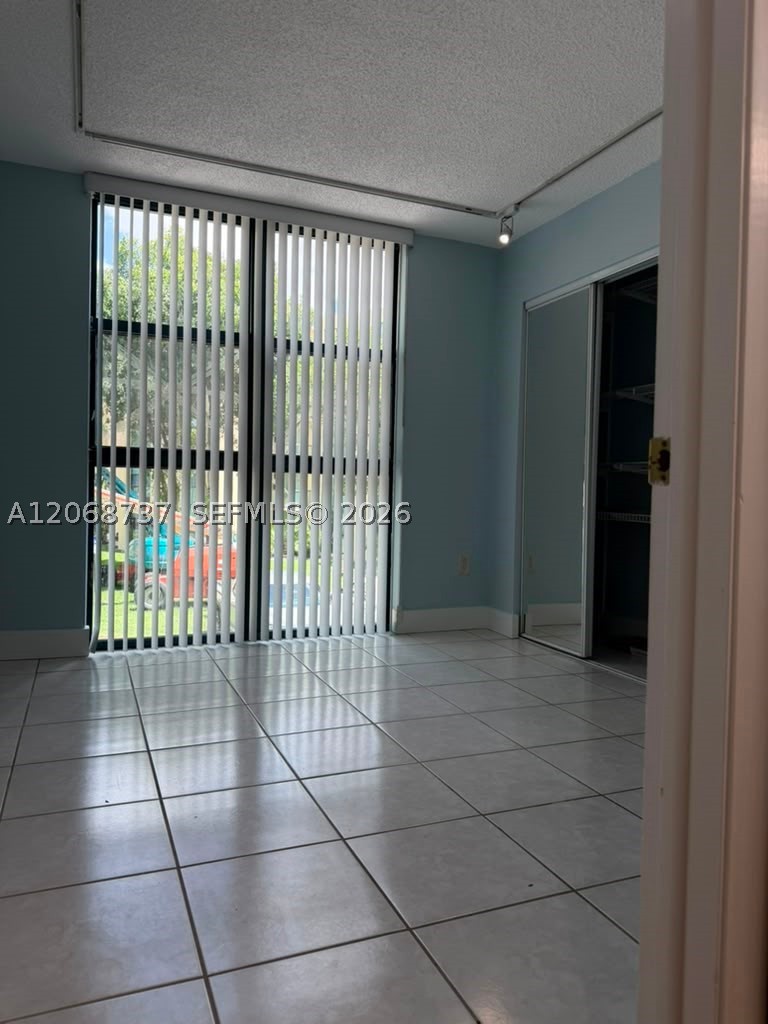 11780 Sw 18th St 215-2 Property Photo 23