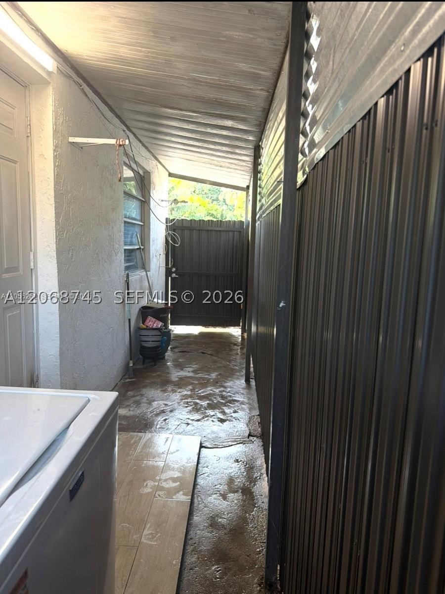 1097 E 1st Ave Property Photo 11