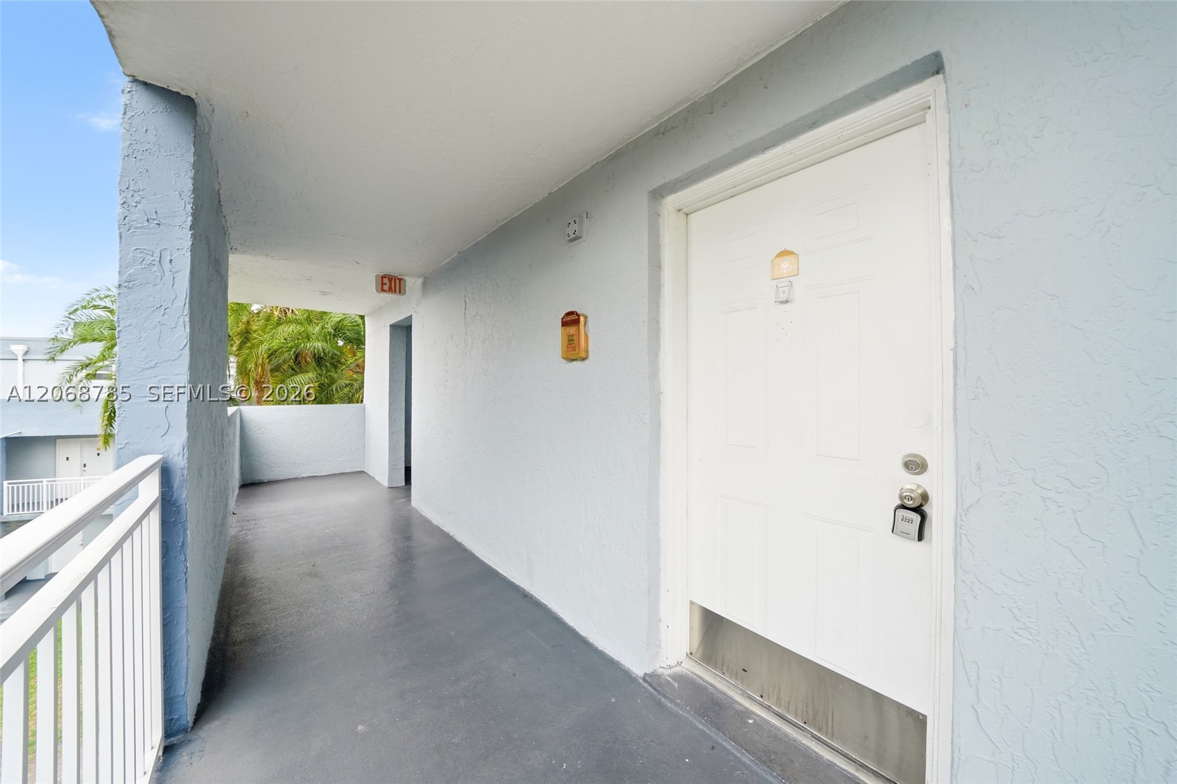 9375 Fontainebleau Blvd L301 Property Photo 3