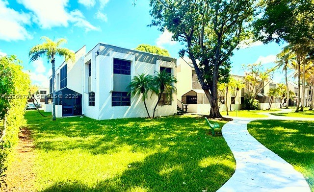 7947 Sw 104th St 202c Property Photo 4