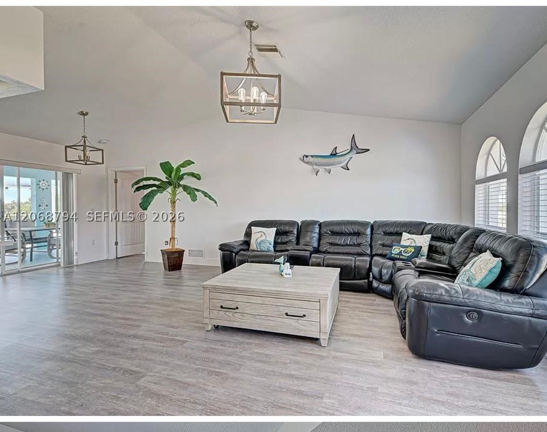 15073 Ingraham Blvd Property Photo 5