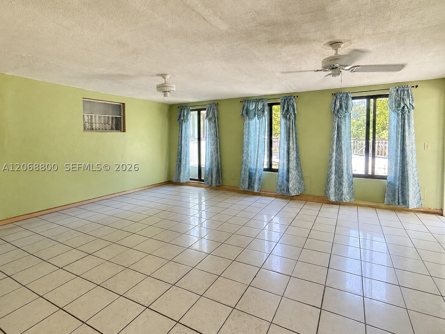 1409 Broadmoor Property Photo 8