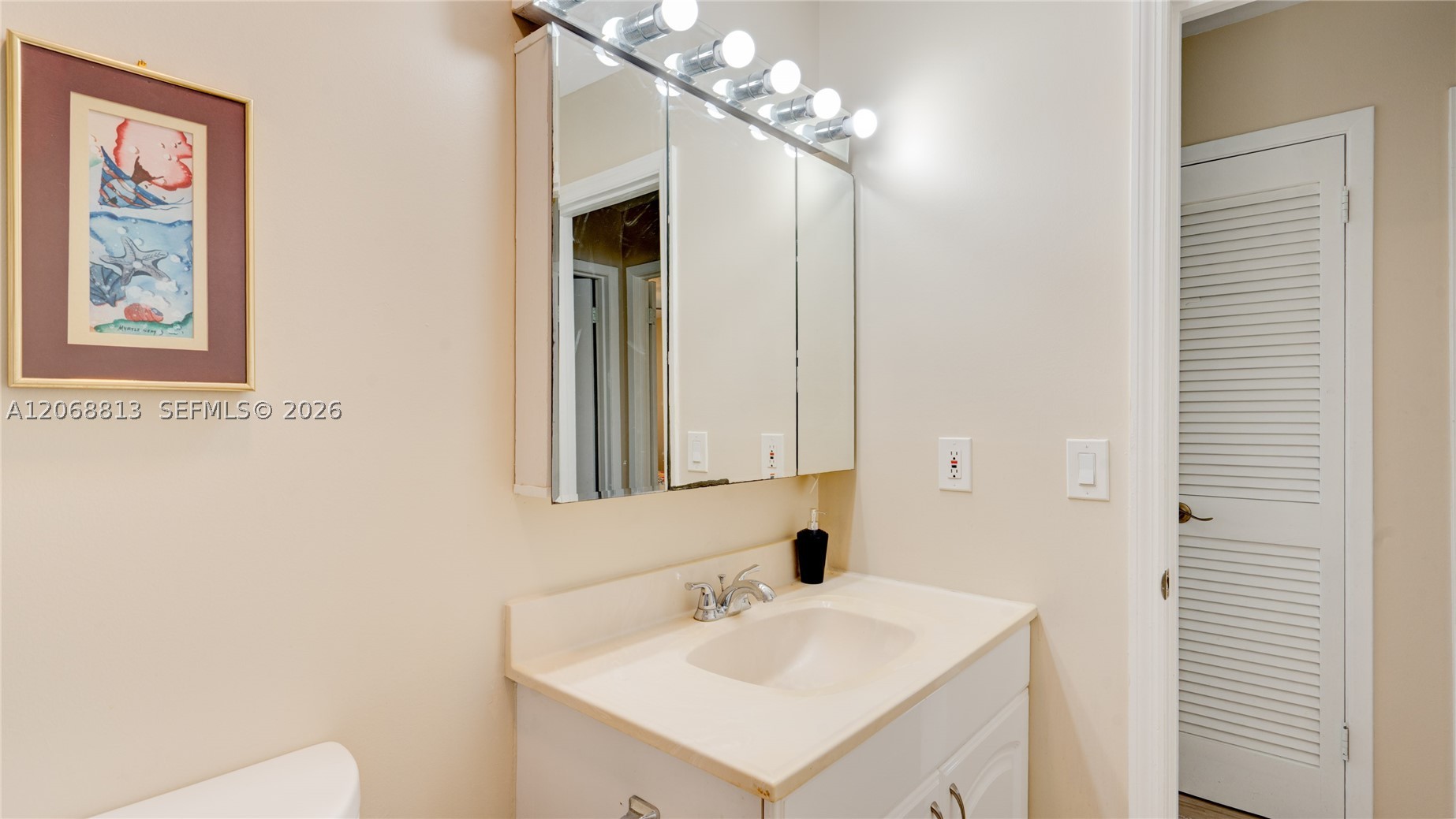 3344 Plaza Pl Property Photo 17
