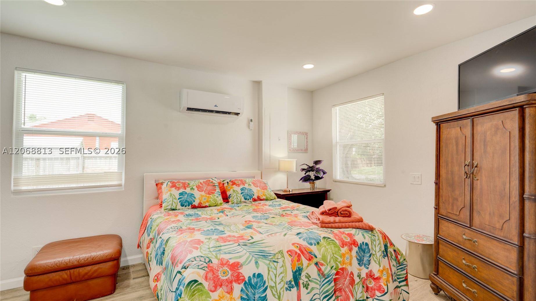 3344 Plaza Pl Property Photo 27