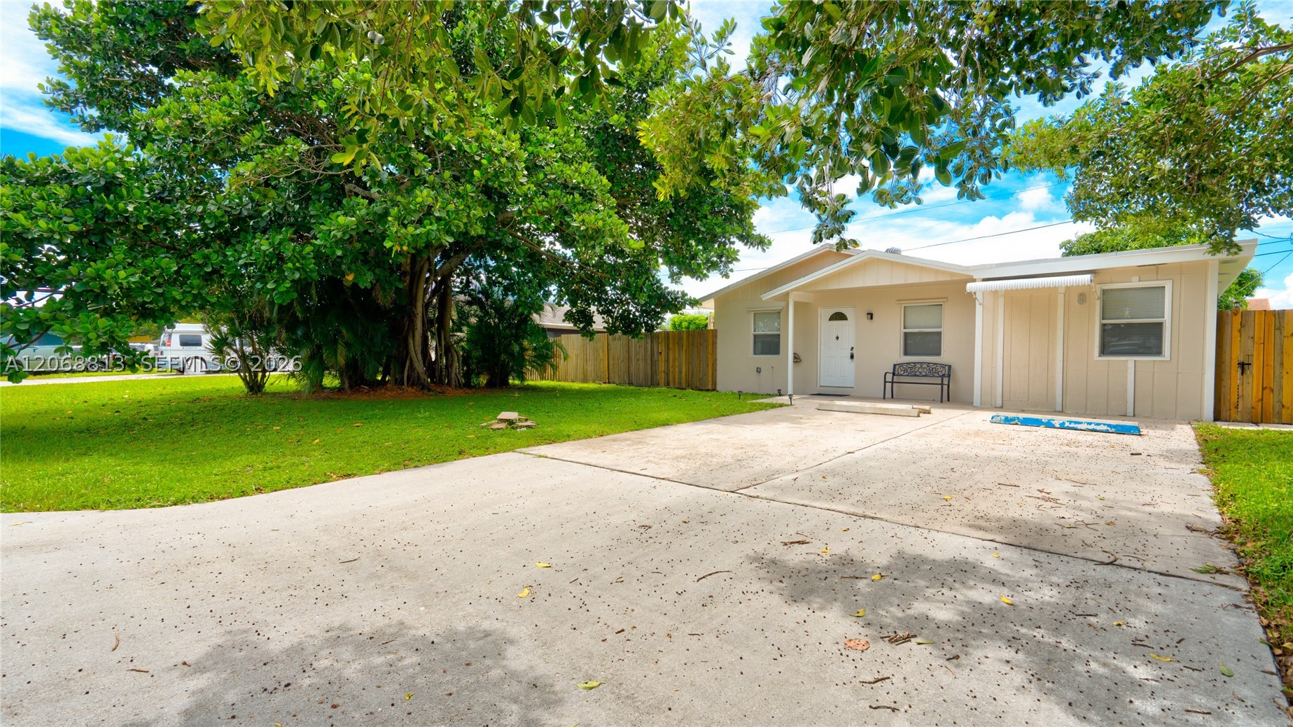 3344 Plaza Pl Property Photo 47