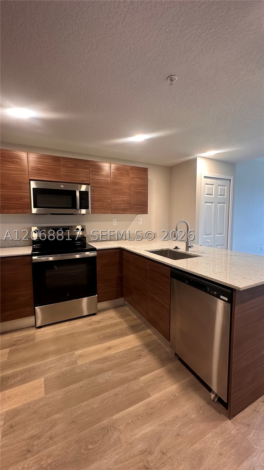4424 S Texas 214 Property Photo 1