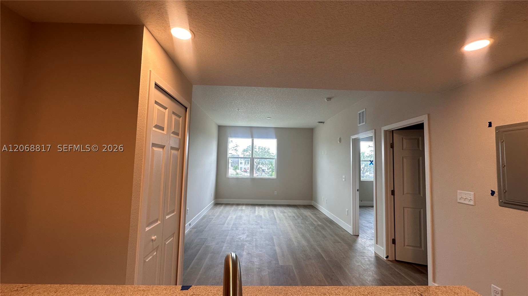 4424 S Texas 214 Property Photo 4