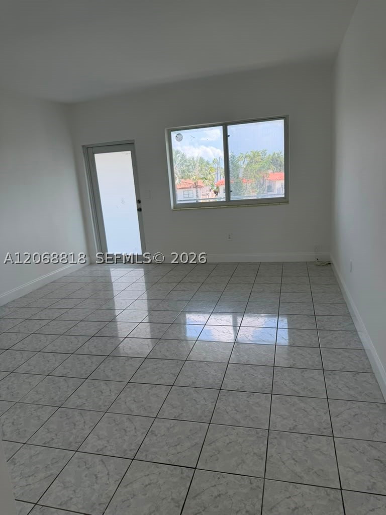 2 S Shore Dr 3 Property Photo 8