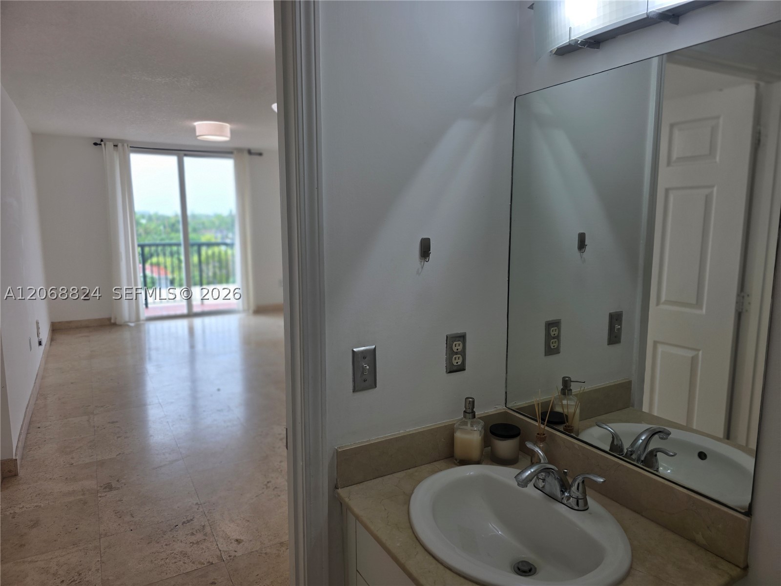 8888 Collins Ave 306 Property Photo 8
