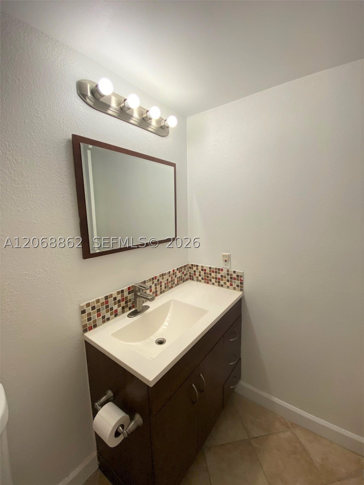 2761 Taft St 405 Property Photo 14