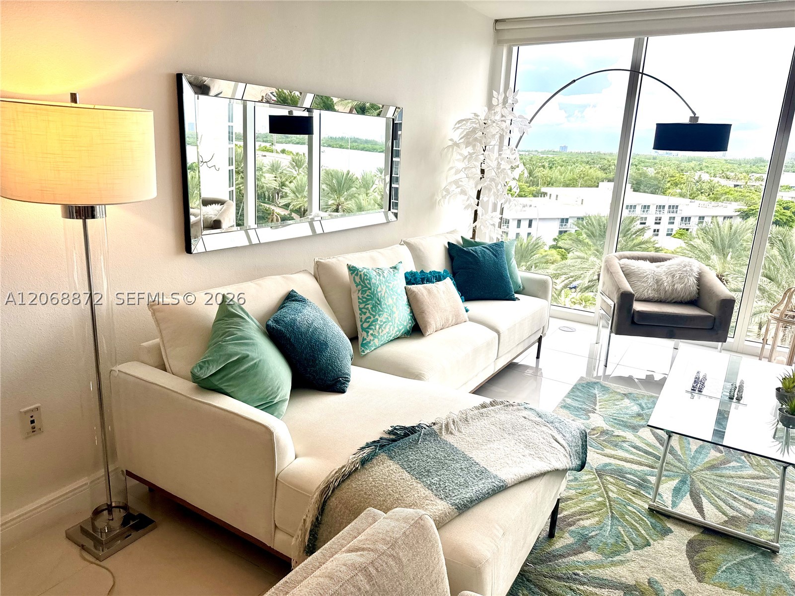 10275 Collins Ave 624 Property Photo 4