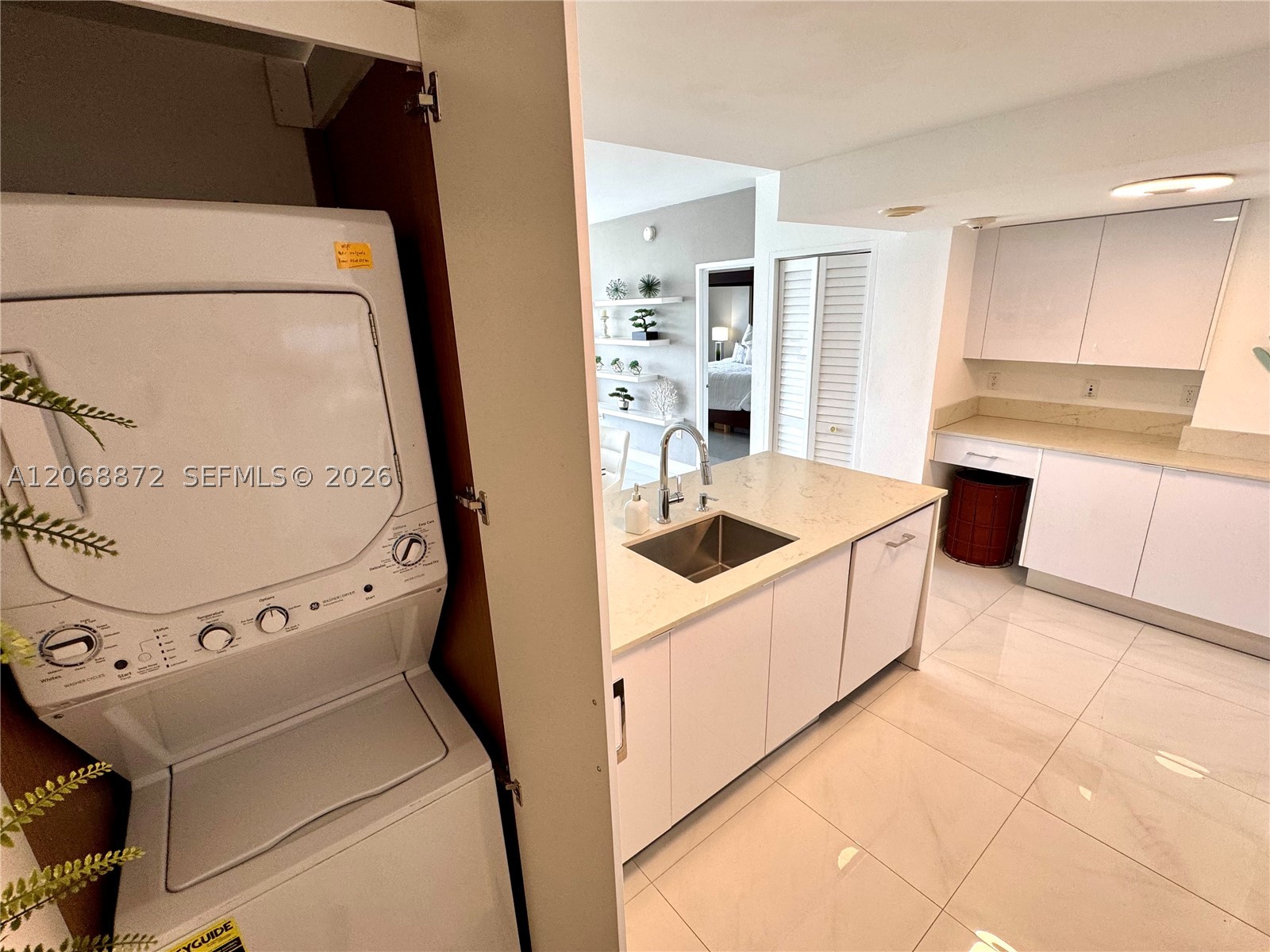 10275 Collins Ave 624 Property Photo 15