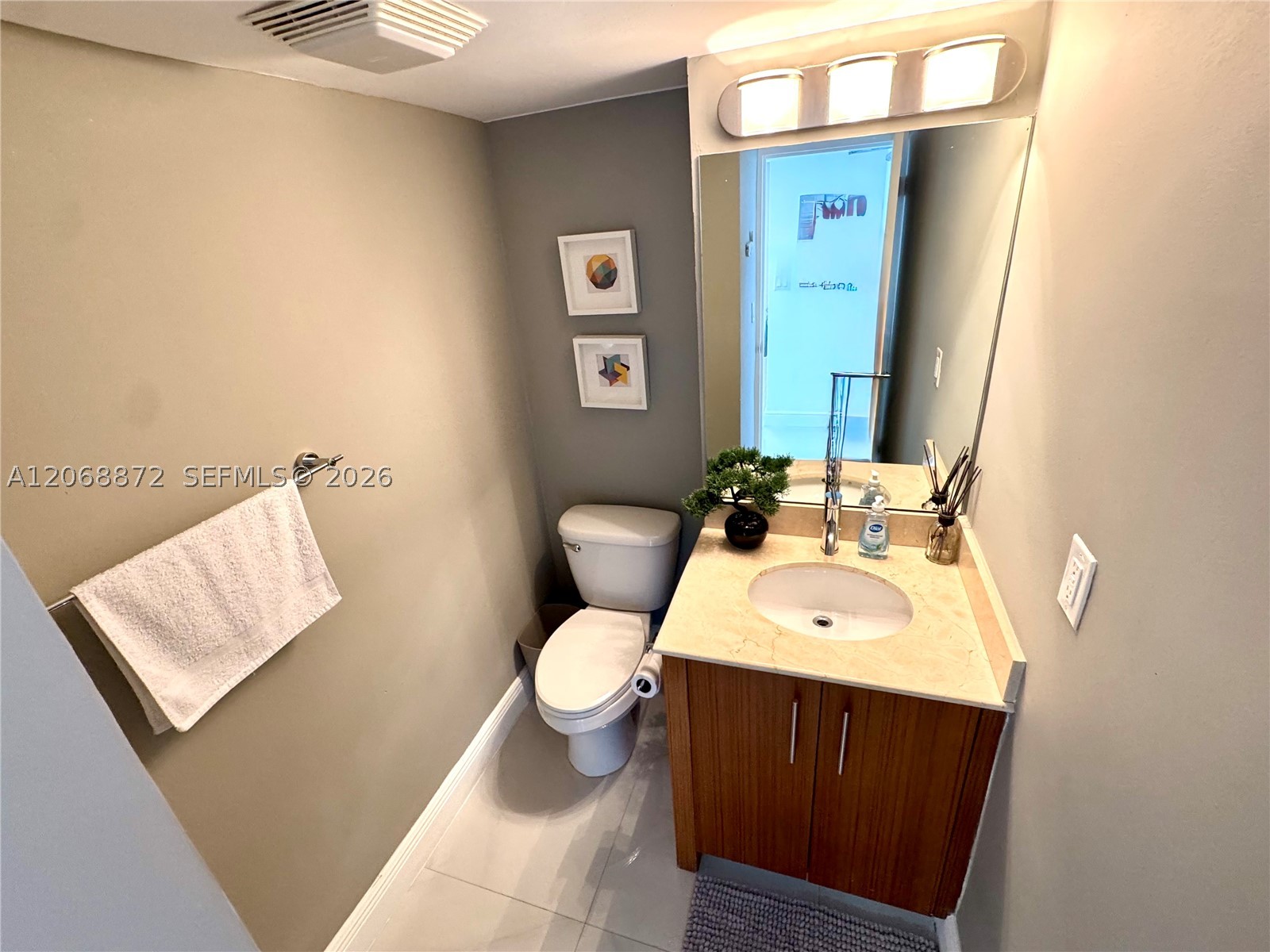 10275 Collins Ave 624 Property Photo 17