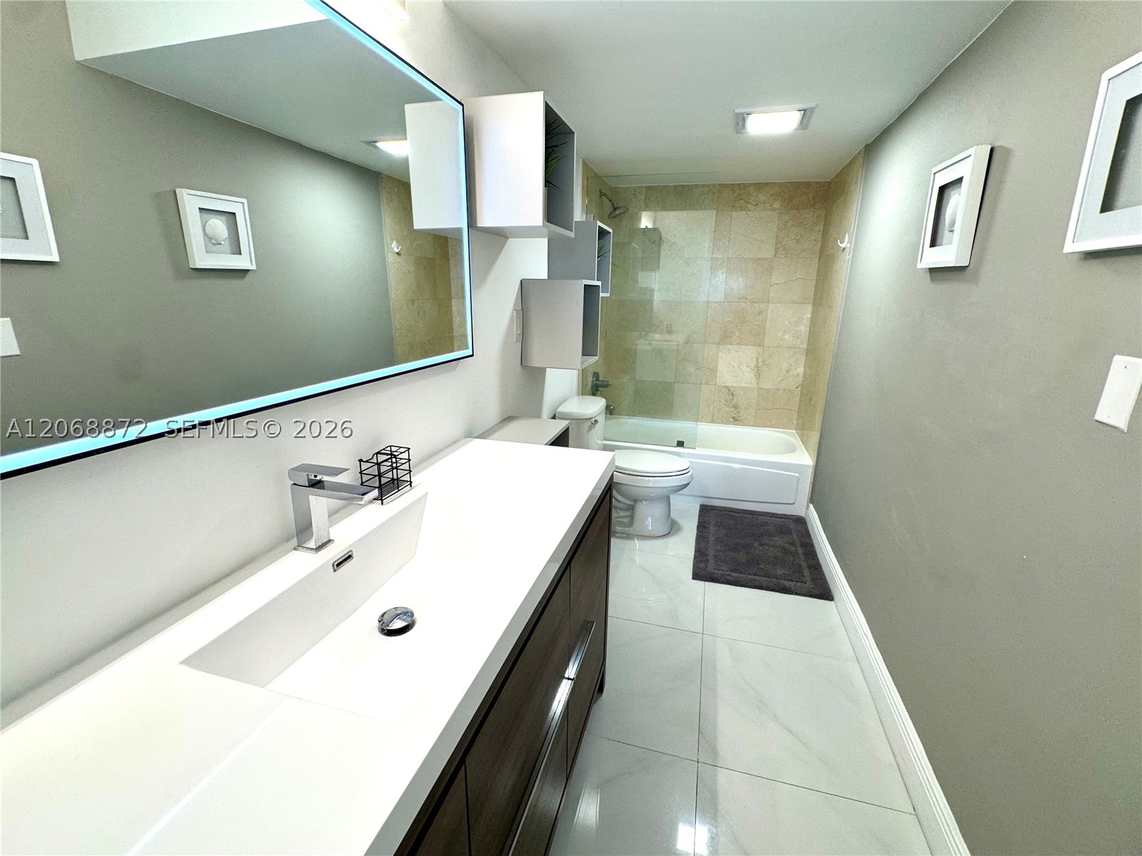 10275 Collins Ave 624 Property Photo 21