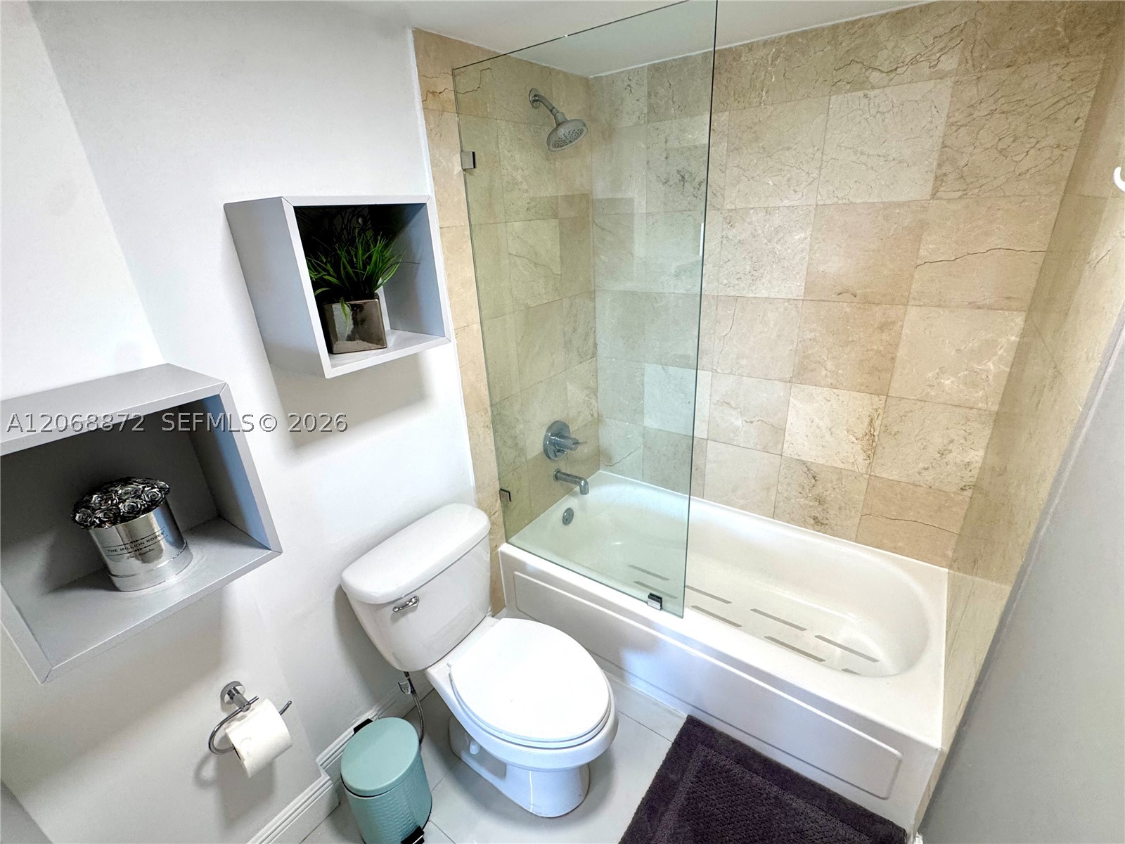 10275 Collins Ave 624 Property Photo 23