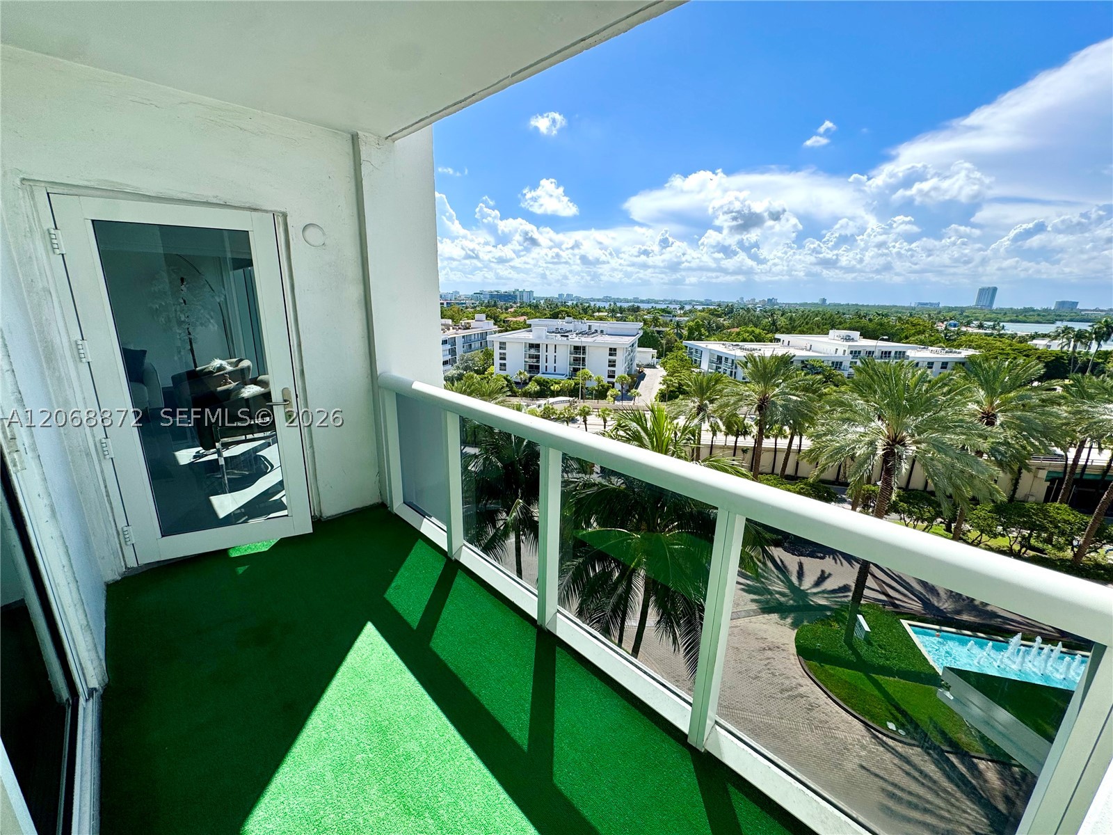 10275 Collins Ave 624 Property Photo 27