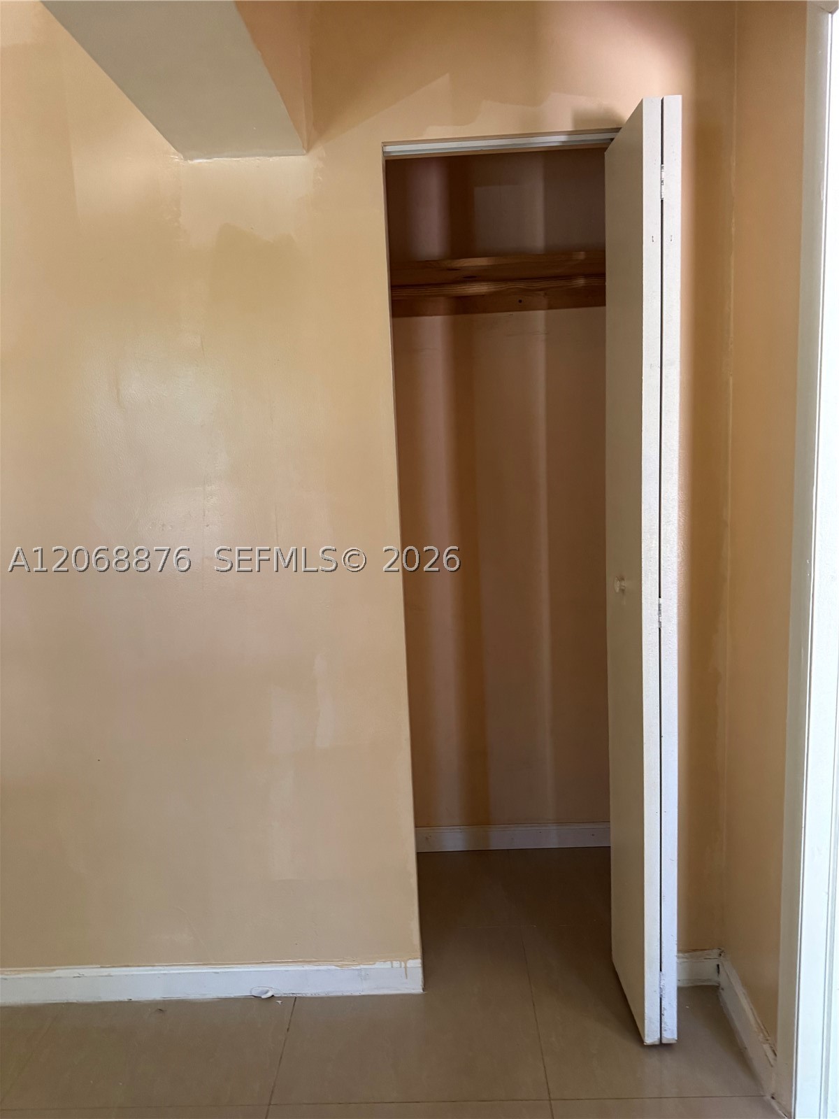 695 Ne 151st St 3 Property Photo 6
