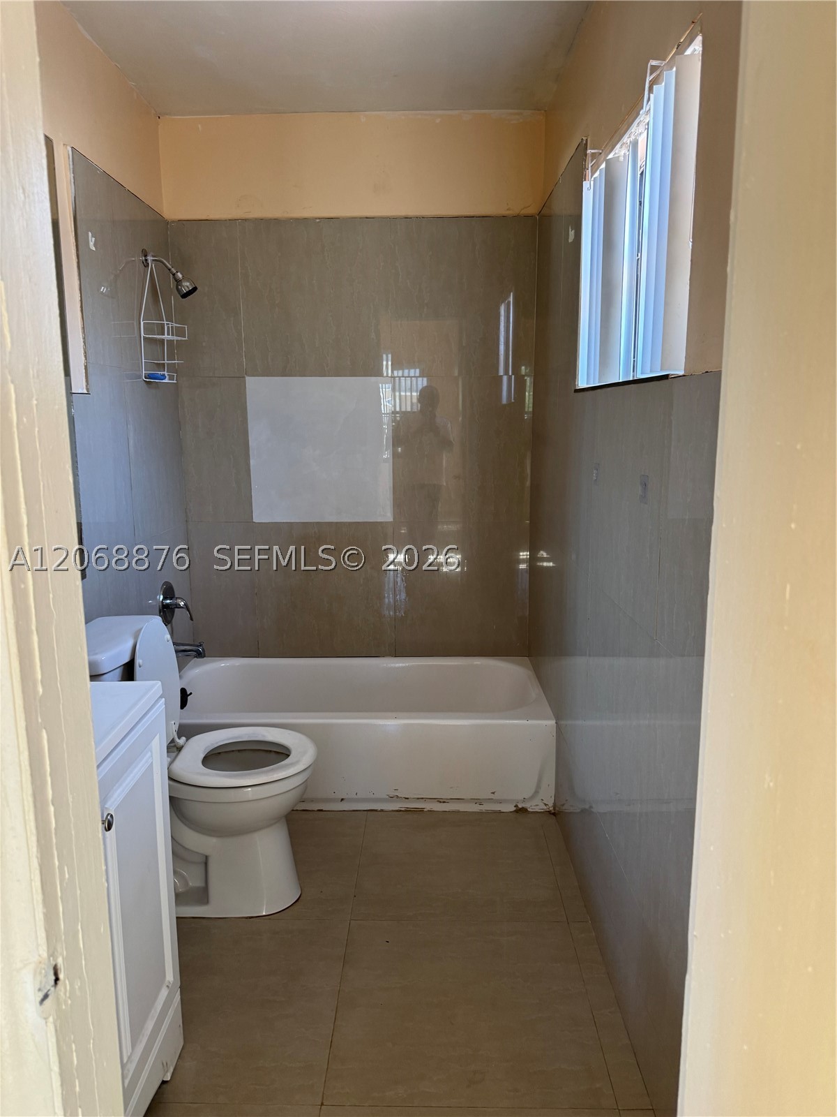 695 Ne 151st St 3 Property Photo 8