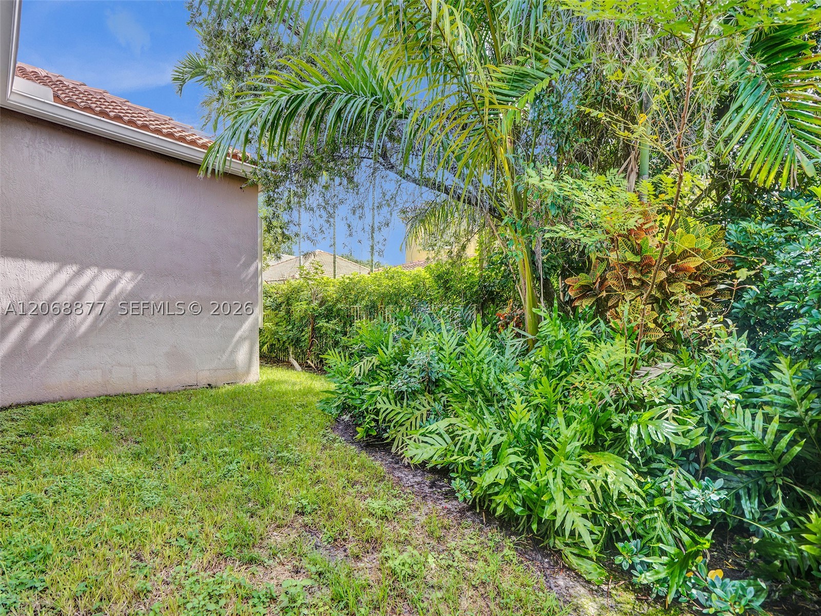 938 Bluewood Ter Property Photo 7